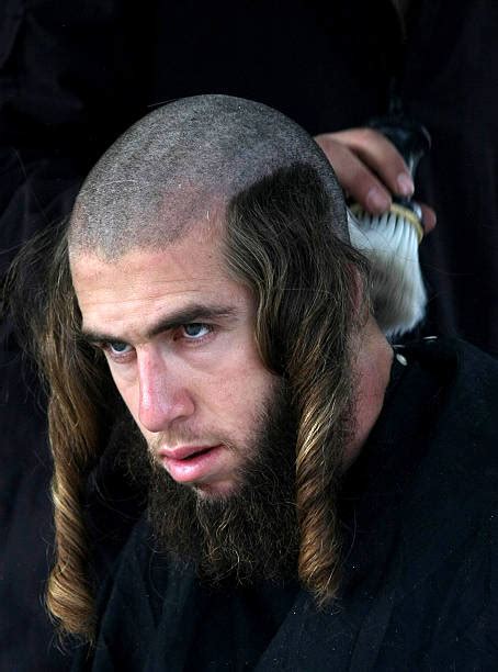 Can men have long hair in Judaism?