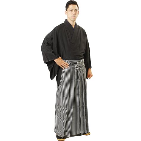 Can men wear hakama?