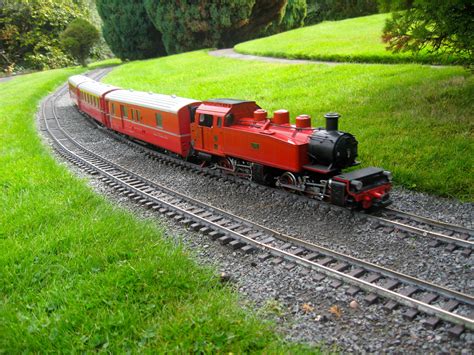 Can model trains be outside?