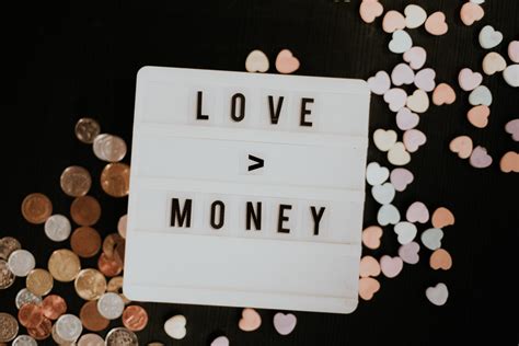 Can money replace love?