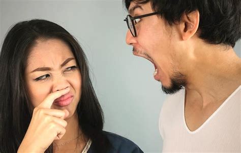 Can mouth Odour be transferred through kissing?