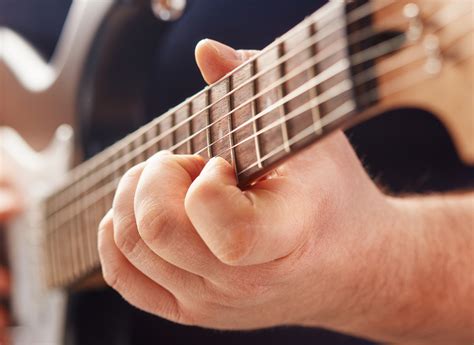 Can my fingers be too fat for electric guitar?