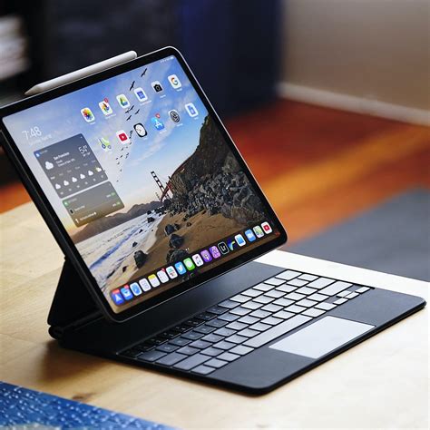 Can my iPad Pro be used as a laptop?