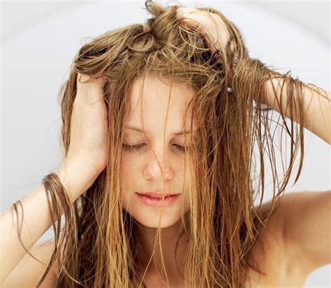 Can oily hair be fixed?
