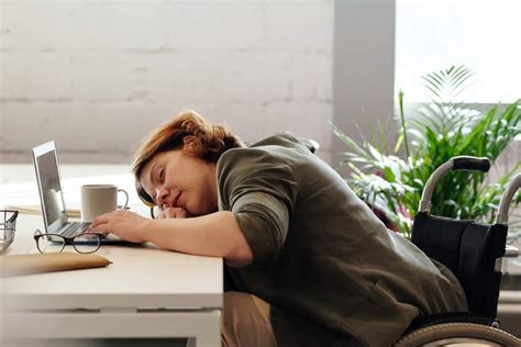 Can oversleeping make you tired?