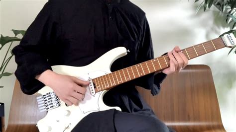 Can playing guitar impress a girl?
