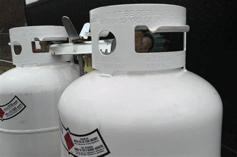 Can propane tanks explode if dropped?