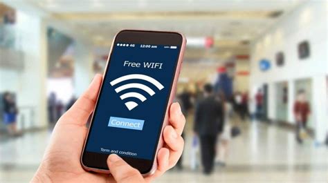Can public WiFi track you?