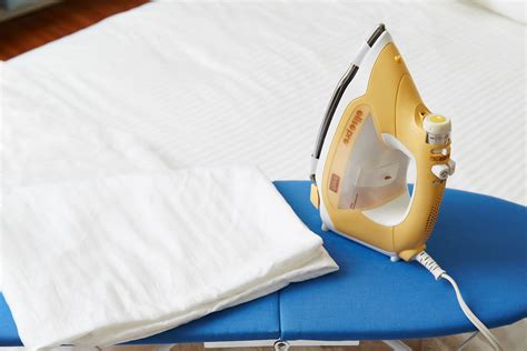 Can steam iron remove smell?
