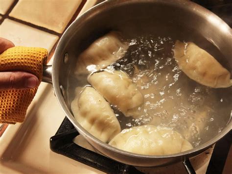 Can steamed dumplings be boiled?