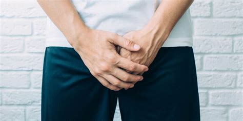 Can testicle pain go away on its own?