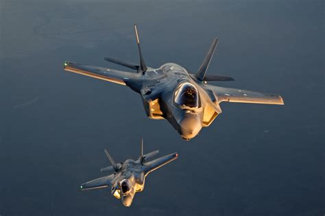 Can the F-35 dog fight?