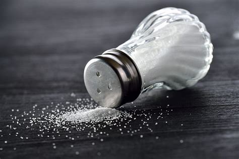 Can too much salt make you feel dizzy?