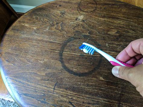 Can toothpaste remove white stains on wood?