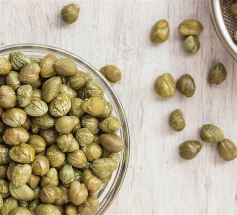 Can vegetarians eat capers?