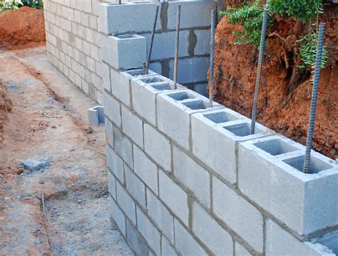 Can walls be made of concrete?