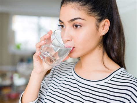 Can we drink water after eating sweet potato?