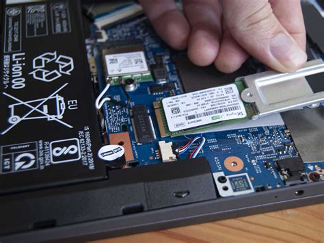 Can you add SSD to iPad?
