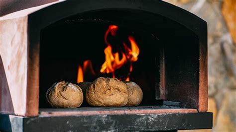 Can you bake bread outside?