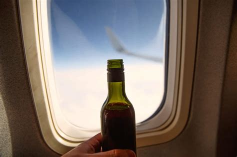 Can you carry wine glasses on a plane?