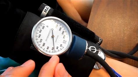 Can you check BP manually without stethoscope?
