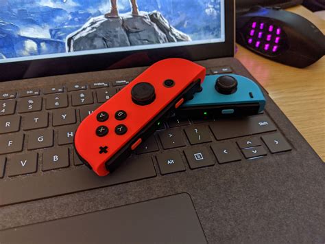 Can you connect 4 joy cons to one switch?