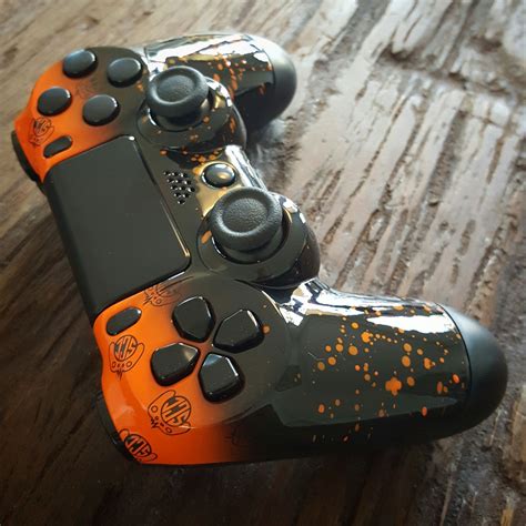 Can you customize a PS4 controller with pictures?