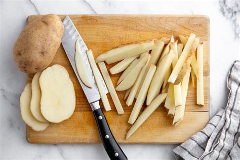 Can you cut potatoes ahead of time for french fries?