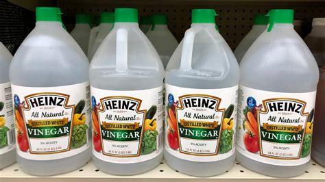 Can you drink distilled white vinegar?