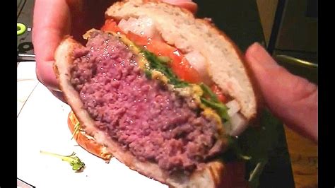 Can you eat a rare burger?
