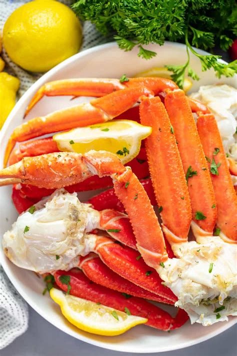 Can you eat all parts of crab legs?