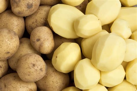 Can you eat raw potatoes?