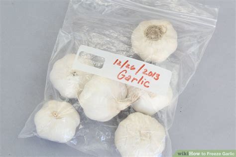 Can you freeze fresh garlic bulbs?