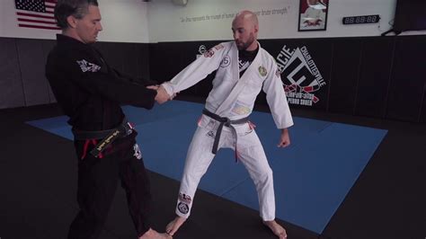Can you grab wrists in BJJ?