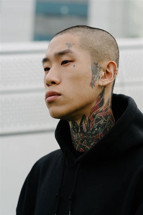 Can you have face tattoos in Japan?