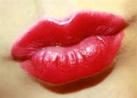 Can you kiss with lip gloss?