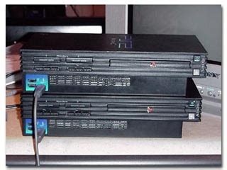 Can you link 2 PS2 together?