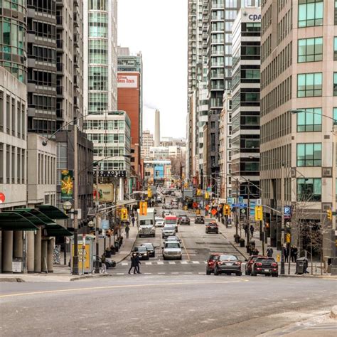 Can you live in downtown Toronto without car?