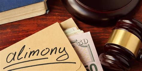 Can you live with someone and still get alimony in Florida?
