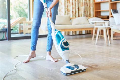 Can you mop laminate flooring?