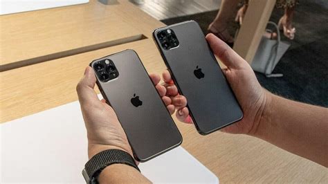 Can you own 2 iPhones?