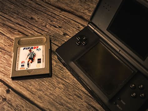 Can you play OG GameBoy games on DS?