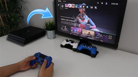 Can you play a PS4 game and PS5 game at the same time?