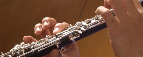 Can you play oboe if you play bassoon?