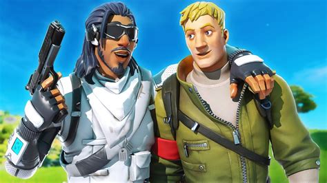 Can you play with friends on Fortnite for free?