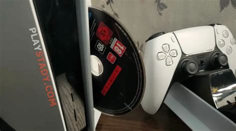 Can you put PS3 discs in a PS5?