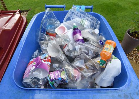 Can you put aerosol cans in blue bin?