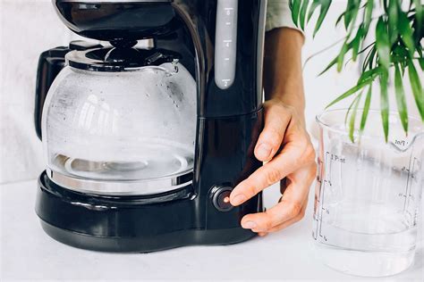 Can you run vinegar through a coffee maker twice?