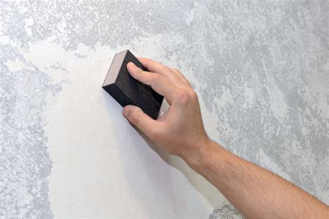 Can you sandpaper after painting?