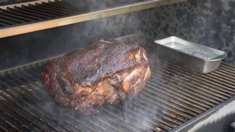 Can you smoke meat at 185 degrees?